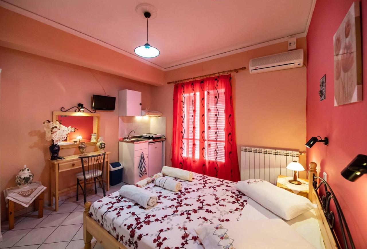 Efthalia Apartments & Studios Nydri  Extérieur photo