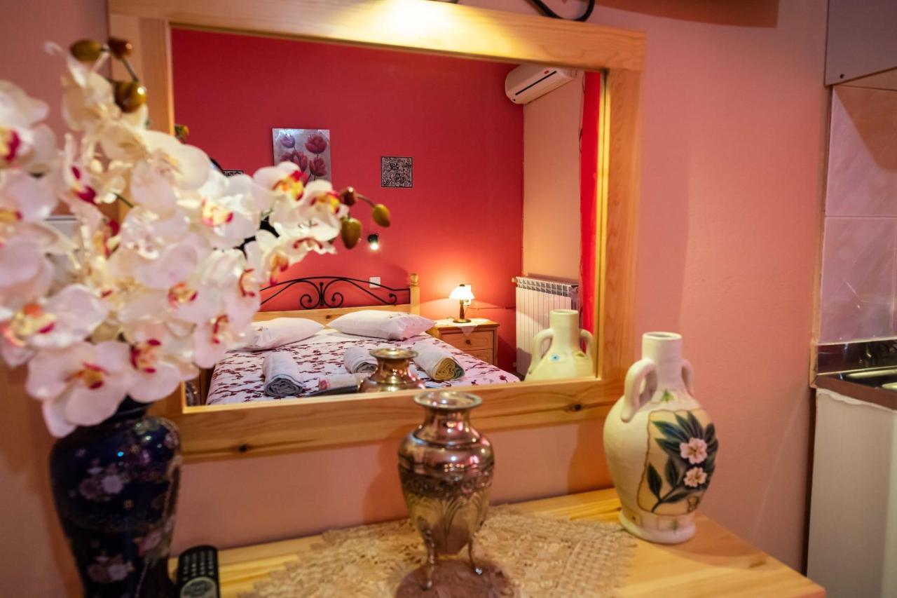 Efthalia Apartments & Studios Nydri  Extérieur photo
