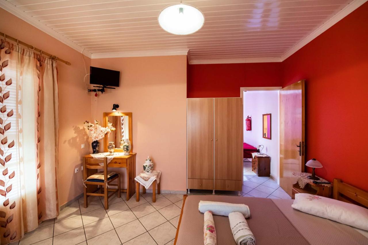 Efthalia Apartments & Studios Nydri  Extérieur photo