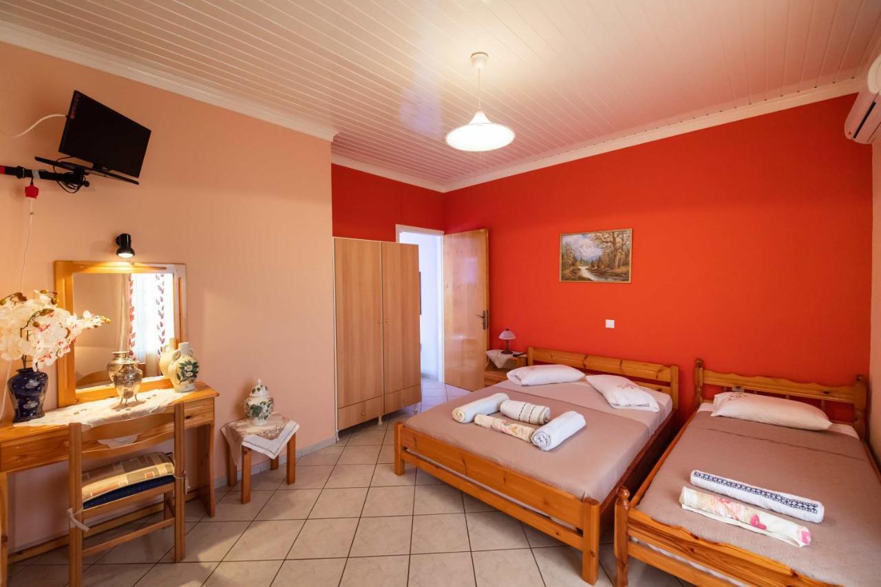Efthalia Apartments & Studios Nydri  Extérieur photo