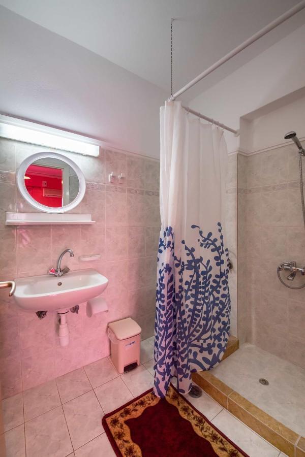 Efthalia Apartments & Studios Nydri  Extérieur photo