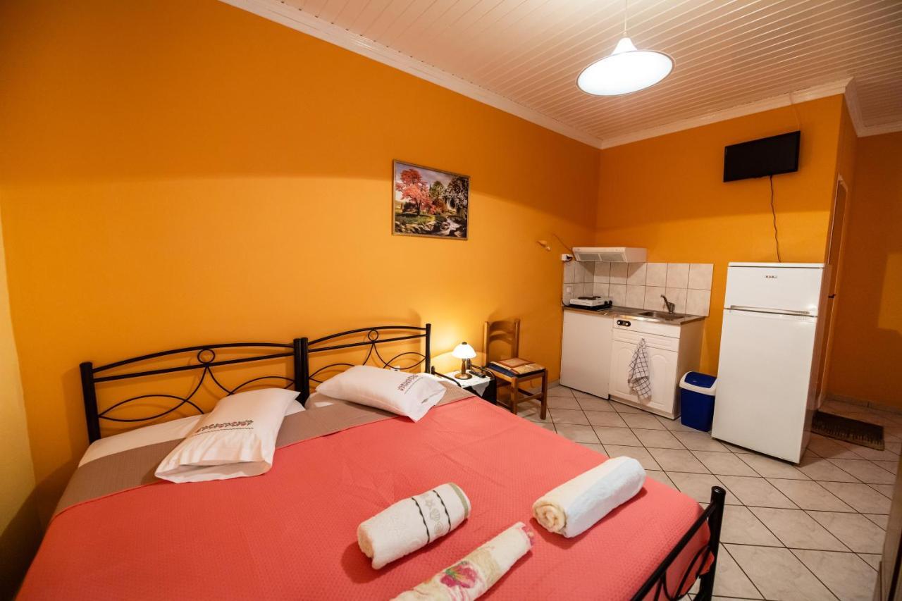 Efthalia Apartments & Studios Nydri  Extérieur photo