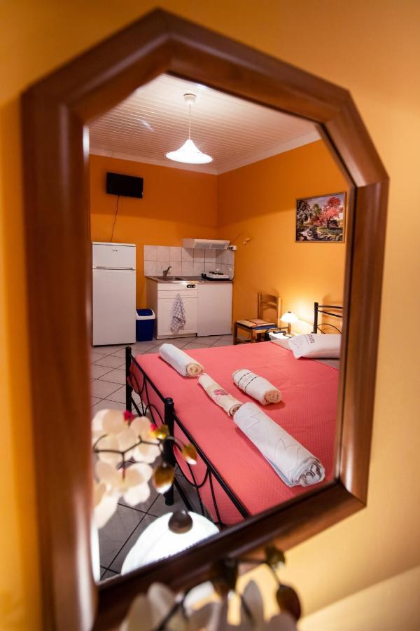 Efthalia Apartments & Studios Nydri  Extérieur photo